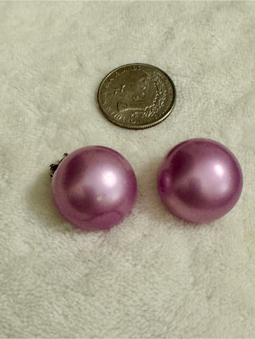 Classic Vintage Round Pearl Clip On Earrings - Lilac